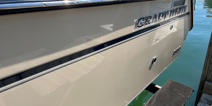 Grady-White Marlin 300