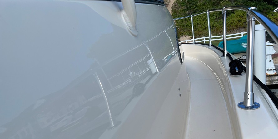 Grady-White Marlin 300