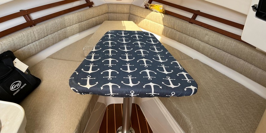 Grady-White Marlin 300