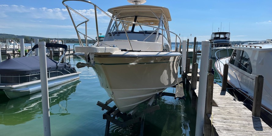 Grady-White Marlin 300