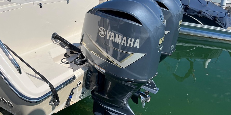 Grady-White Marlin 300