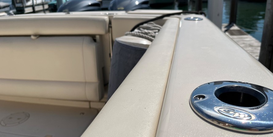 Grady-White Marlin 300