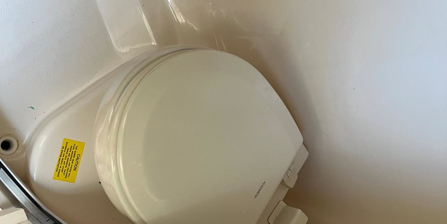 Grady-White Marlin 300