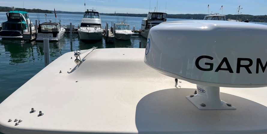 Grady-White Marlin 300