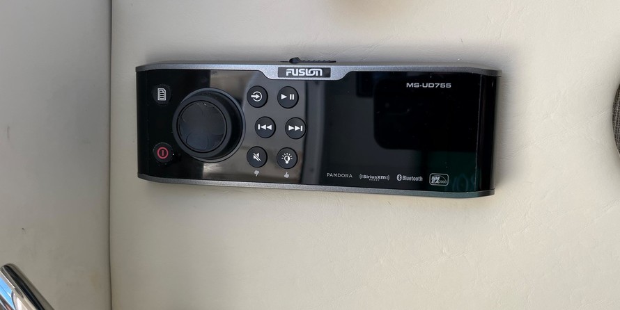 Grady-White Marlin 300