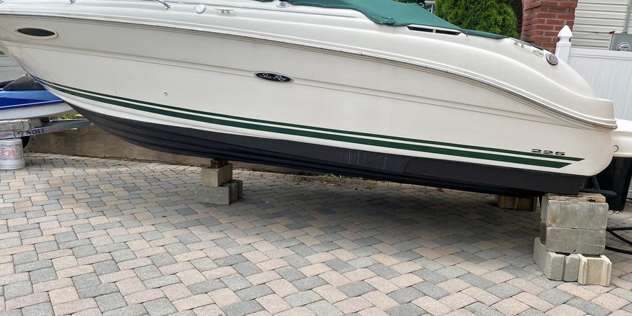 Sea ray 225 weekender