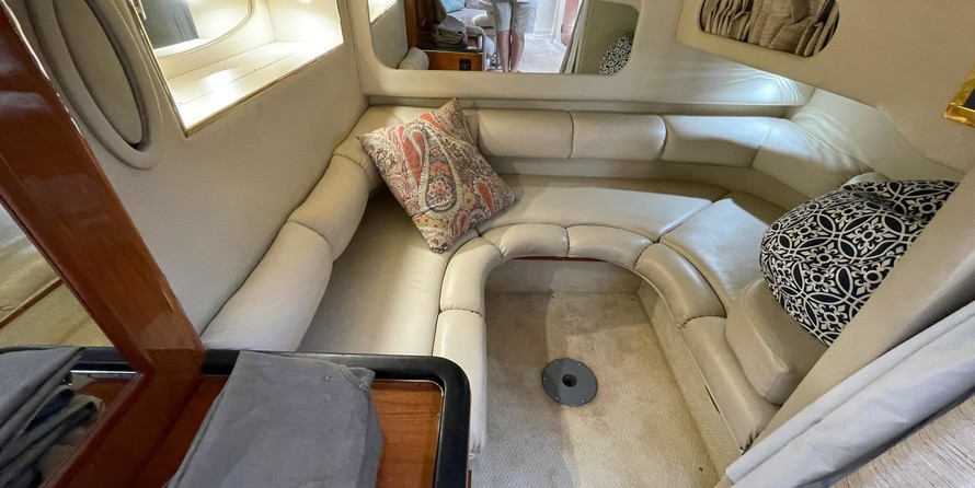 Sea Ray 370 Sundancer
