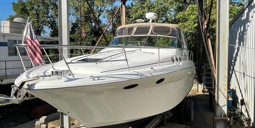 Sea Ray 370 Sundancer