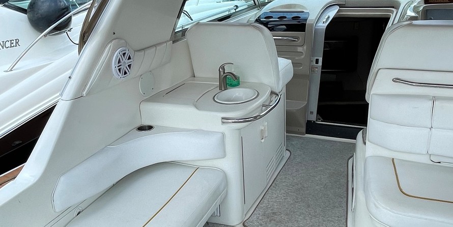 Sea Ray 370 Sundancer