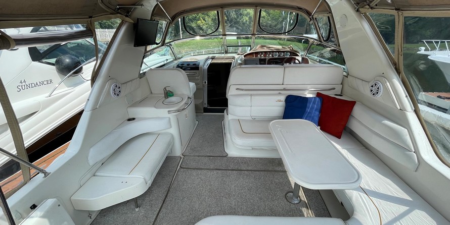 Sea Ray 370 Sundancer