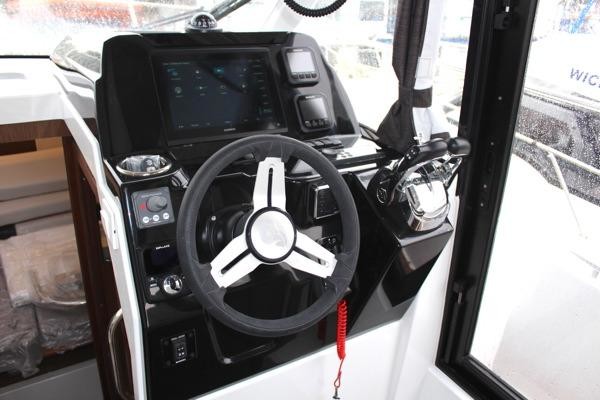 Beneteau Antares 9 OB