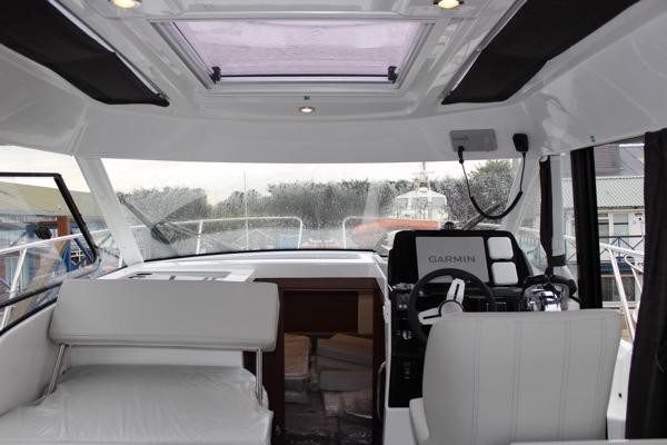 Beneteau Antares 9 OB