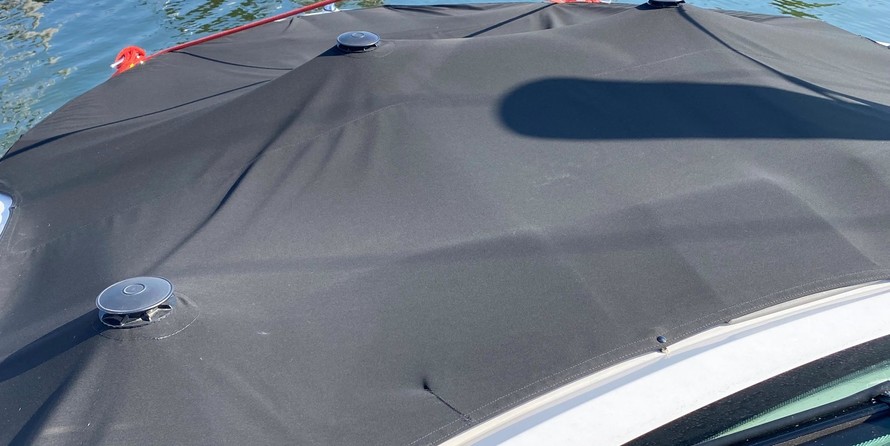 Cruisers Yachts 38 Express