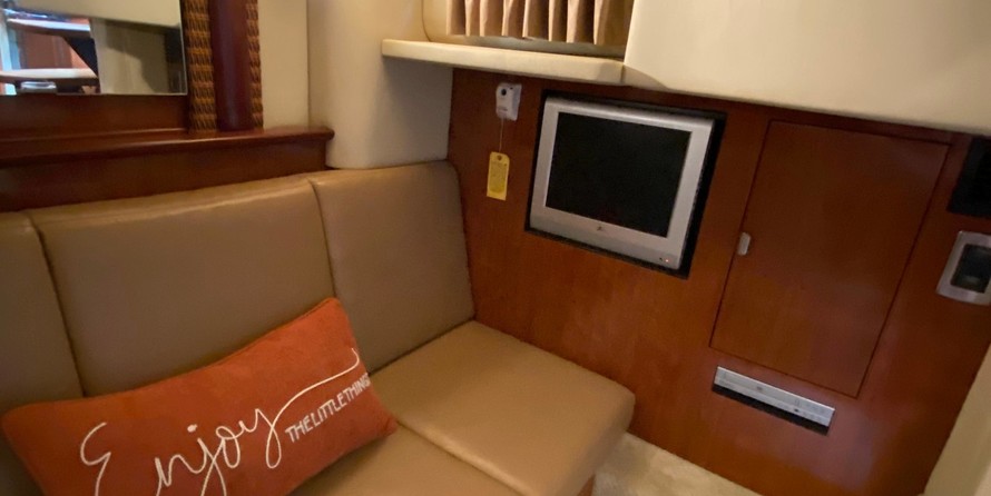 Sea Ray 390 Sundancer