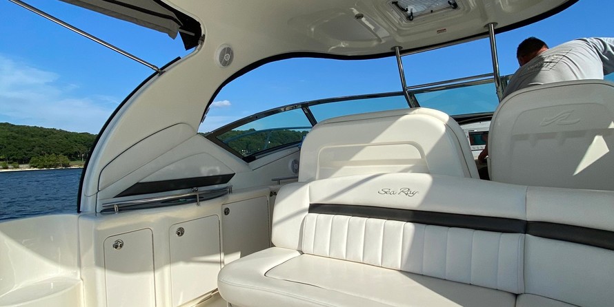 Sea Ray 390 Sundancer