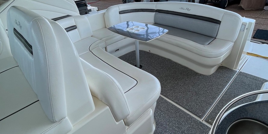 Sea Ray 390 Sundancer