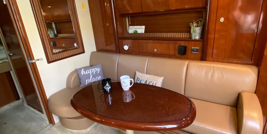 Sea Ray 390 Sundancer