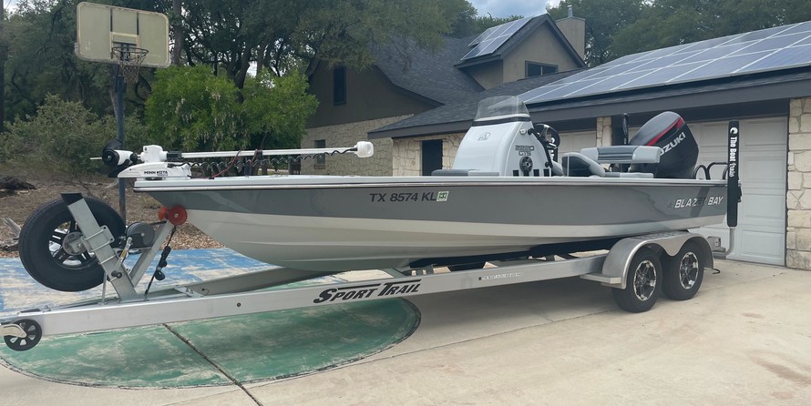 Blazer bay 22