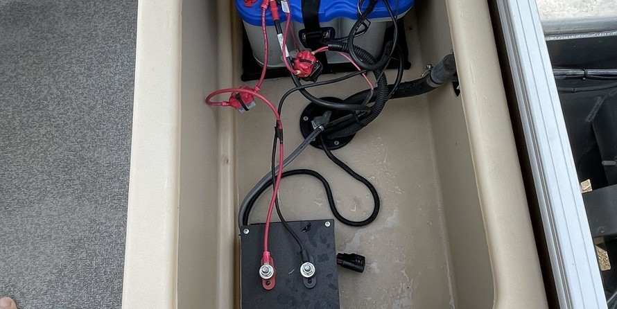 Sun Tracker Fishin Barge 24 XP3