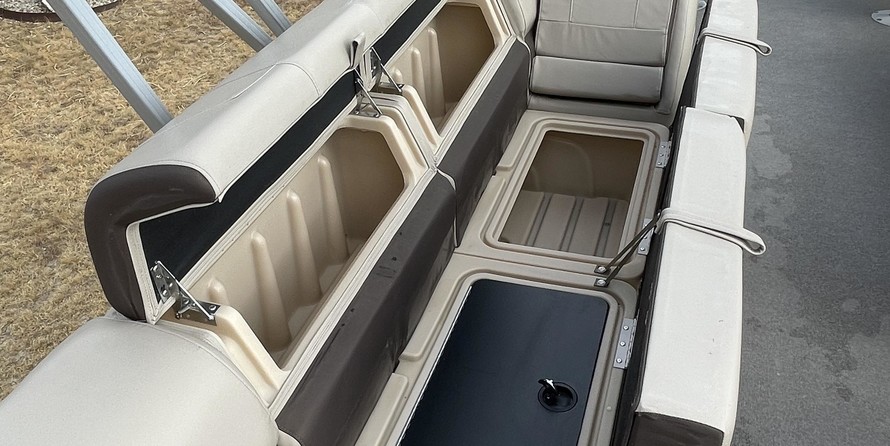 Sun Tracker Fishin Barge 24 XP3