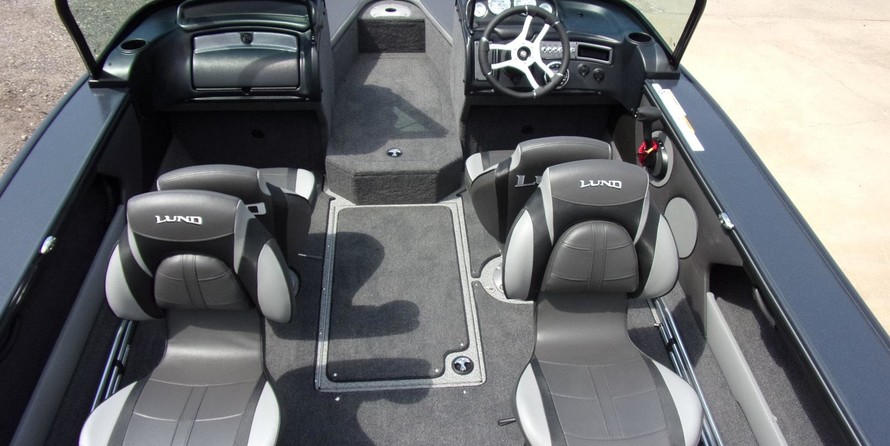 Lund Boats 1875 Crossover XS