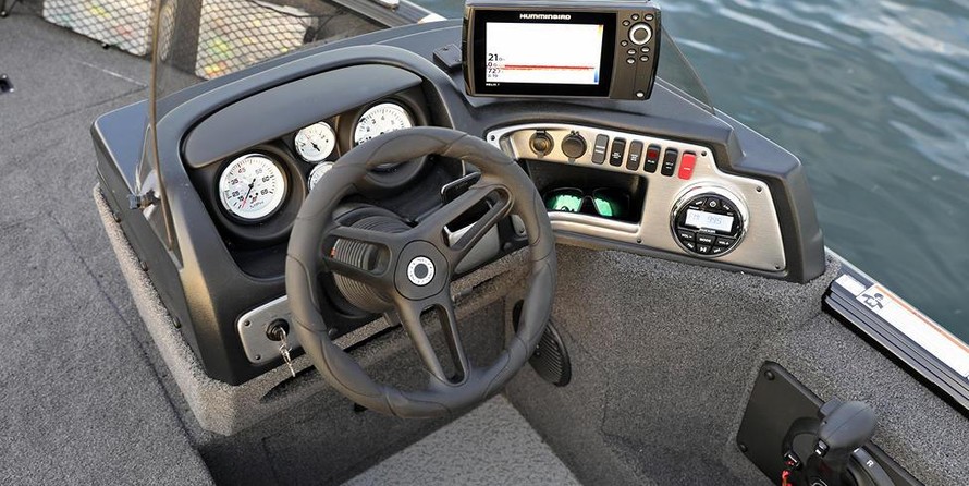 Lund Boats 1775 Impact SS