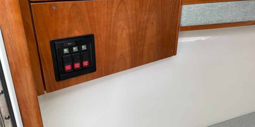 Albemarle 25 Express