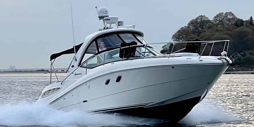 Sea Ray 330 Sundancer