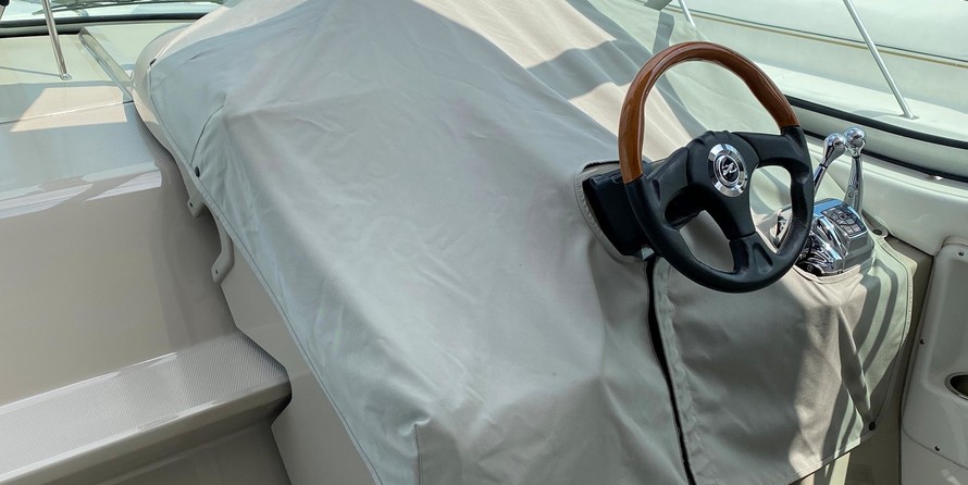 Sea Ray 330 Sundancer