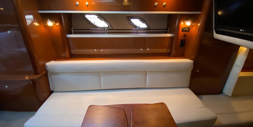 Sea Ray 330 Sundancer