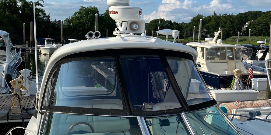 Sea Ray 330 Sundancer