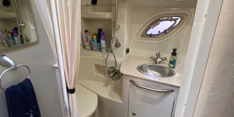 Sea Ray 330 Sundancer