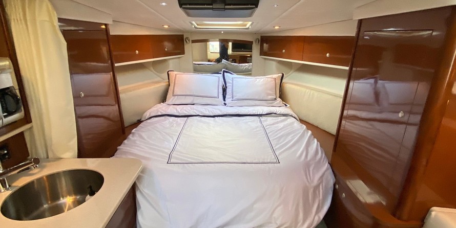 Sea Ray 330 Sundancer