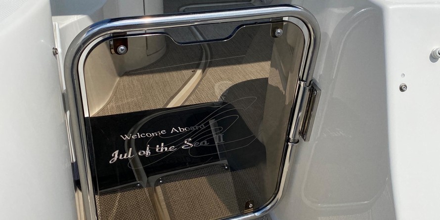 Sea Ray 330 Sundancer