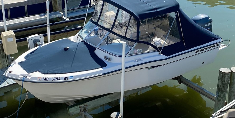 Grady-White Freedom 205
