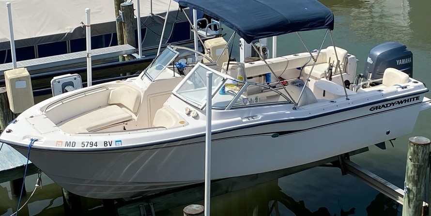 Grady-White Freedom 205