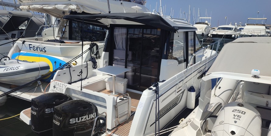 Jeanneau Merry Fisher 895