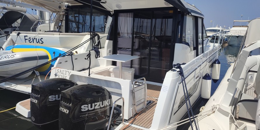 Jeanneau Merry Fisher 895