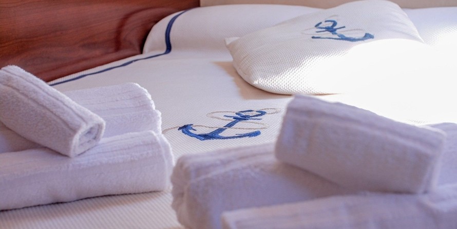 Fountaine pajot belize 43