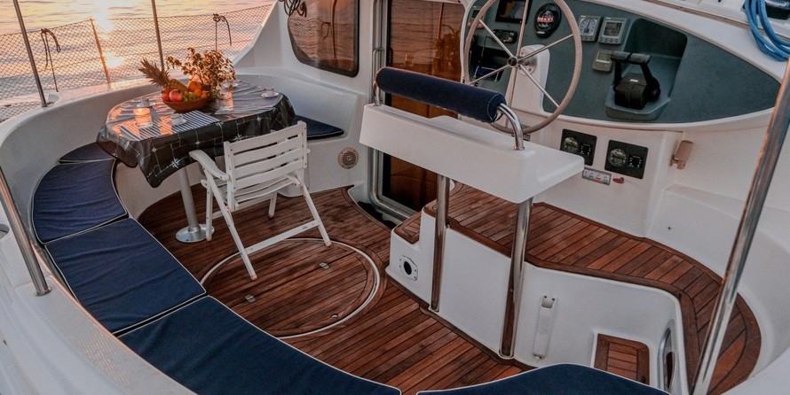 Fountaine pajot belize 43