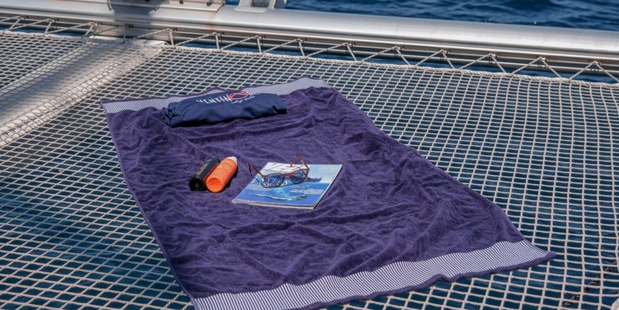 Fountaine pajot belize 43