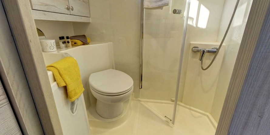 Four winns horizon 170 le