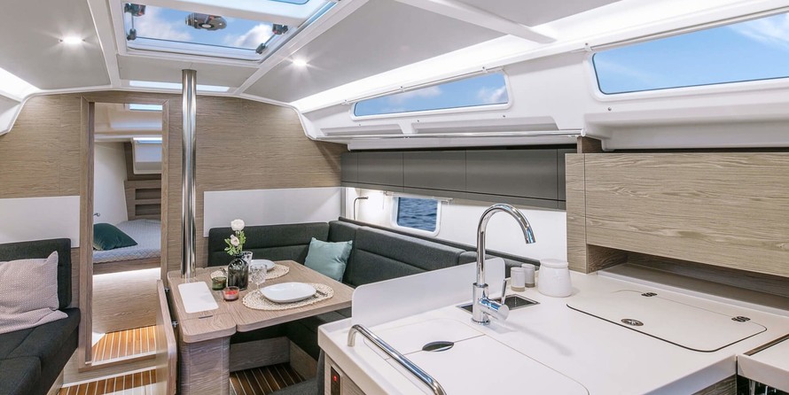 Hanse 388