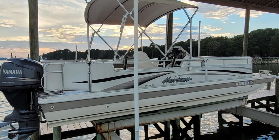 Hurricane fundeck 232