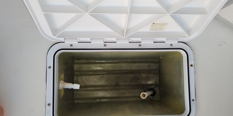 Hurricane fundeck 232