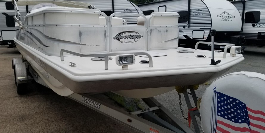 Hurricane fundeck 232