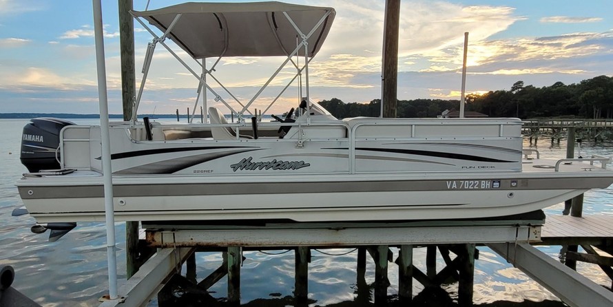 Hurricane fundeck 232