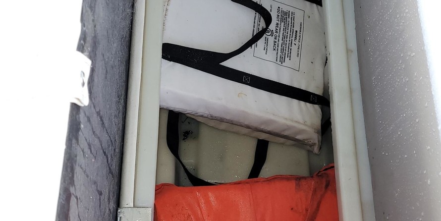 Hurricane fundeck 232