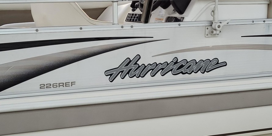 Hurricane fundeck 232