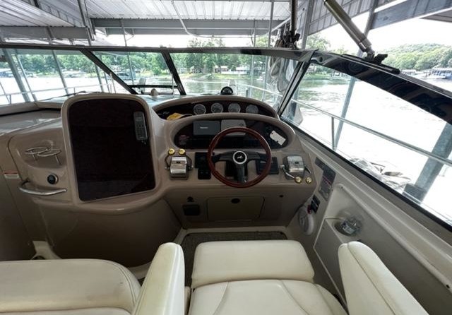 Sea Ray 410 Sundancer